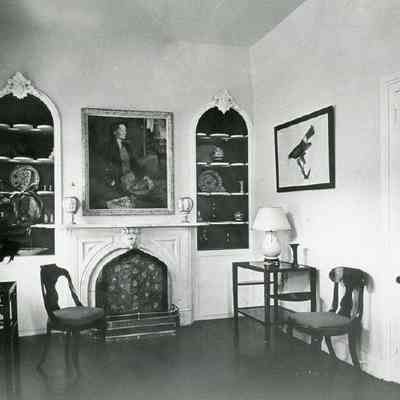 Interior Room, 118 East Bay Street (Coates' Row)