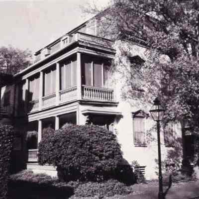 9 Glebe Street (Glebe House)