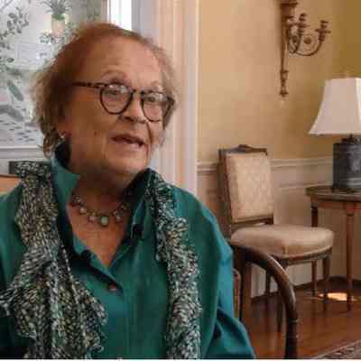 Interview with Yvonne Evans [DVD]