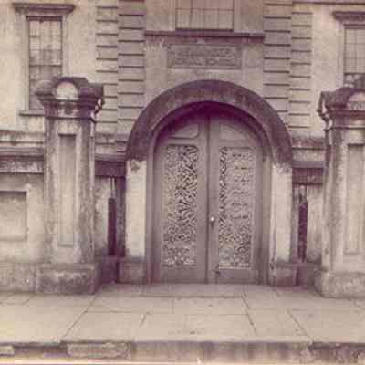 Memminger School Gate