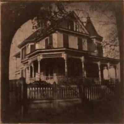 Hendry House (253 Rutledge Avenue)