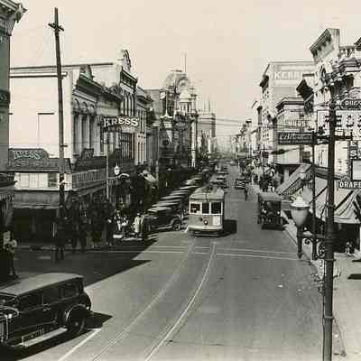 Looking North on King Street From Beaufain Street