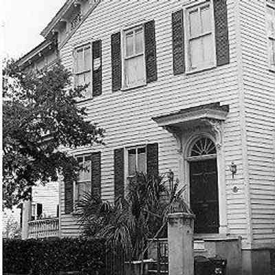 9 Franklin Street (B.C. Pressley House)