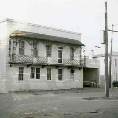 10 Exchange Street