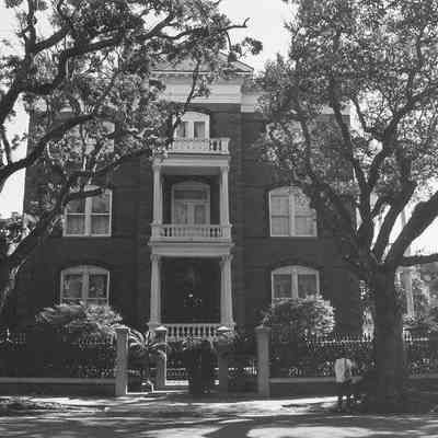 16 Meeting Street (George Walton Williams House a/k/a Williams Mansion f/k/a/Calhoun Mansion)