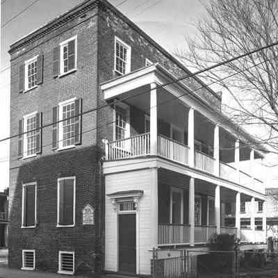 34 Anson Street (Mary Lanneau House)