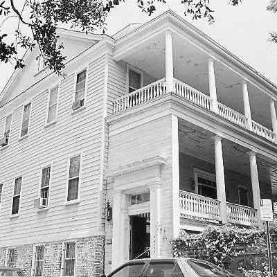 82 Pitt Street (Elias Whilden House)
