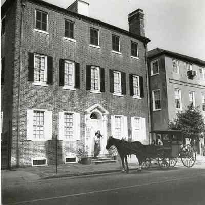 87 Church Street (Heyward-Washington House)