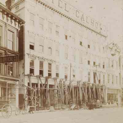 Hotel Calhoun (238-242 King Street)