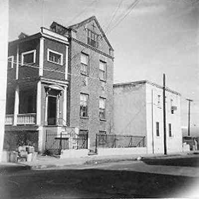 32 Society Street (Gabriel B. Browne House)