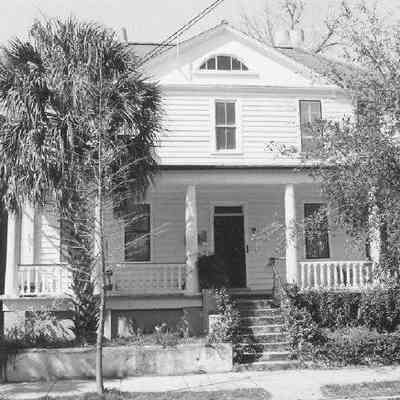 28 Montagu Street (Hannah Groning)