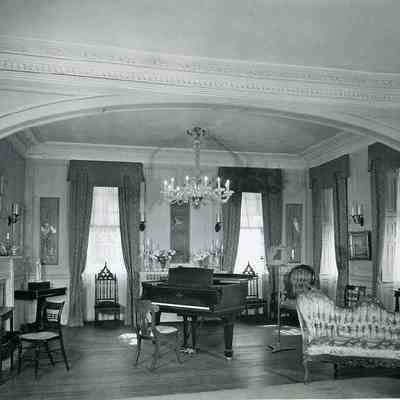 Double Drawing Room, 69 Church Street (Capers-Motte House)