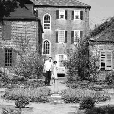 Rear of the Heyward-Washington House