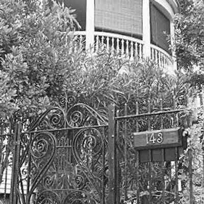 143 Broad Street (Robert D. White House)