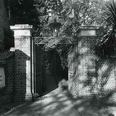 Gateway Walk, King Street Entrance