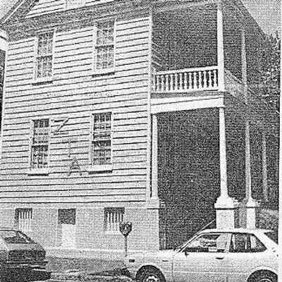 34 Coming Street (College of Charleston Sorority House)