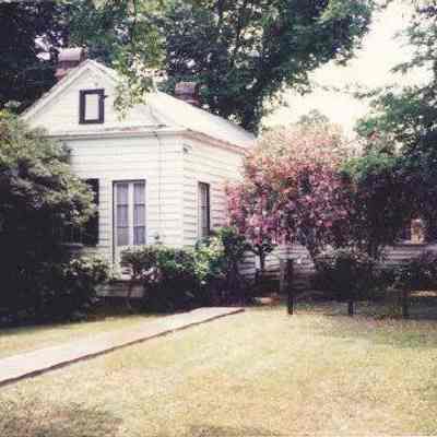 47 Gadsden Street (Herman Esdorn House)
