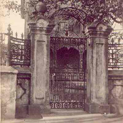 14 Green Street Gate