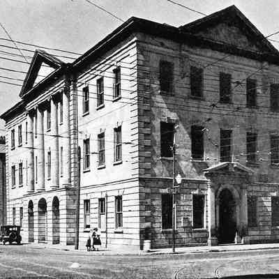 View of the Charleston County Courthouse