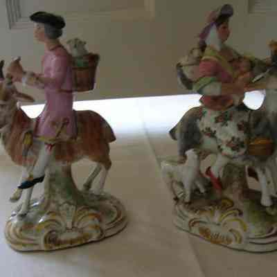 Figurine