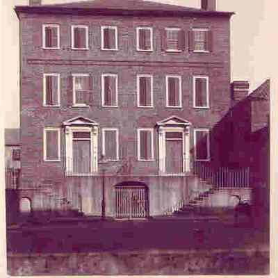 2-4 Courthouse Square (Blake Tenements)