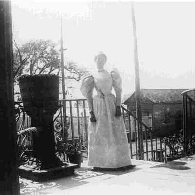Miss Jeanne Davis