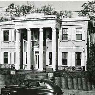138 Wentworth Street (Edwin L. Kerrison House)