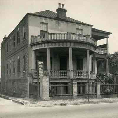 Robert Primerose House (332 East Bay Street)