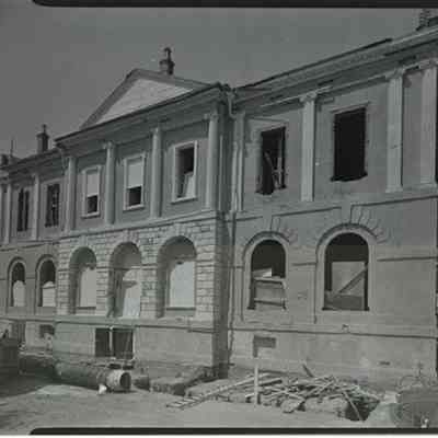 Old Exchange Building (122 East Bay Street) During Rehabilitation