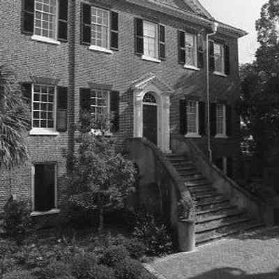 6 Glebe Street (St. Philip's Parsonage House)