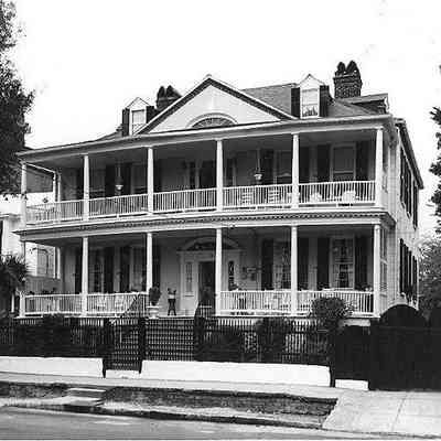 10 Judith Street (John Robinson House)