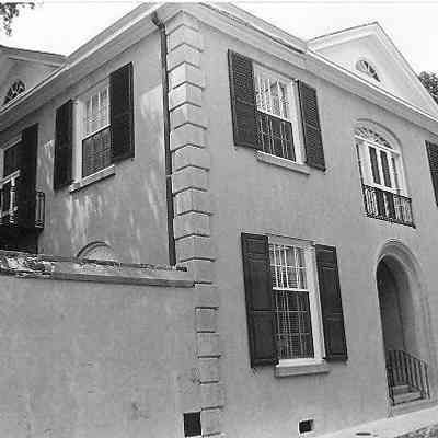 19 Church Street (George Williams Coach House)