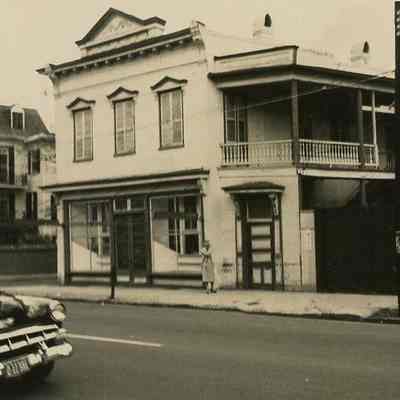 42 Meeting Street (Ohlandt's Grocery Store) Before Remodeling