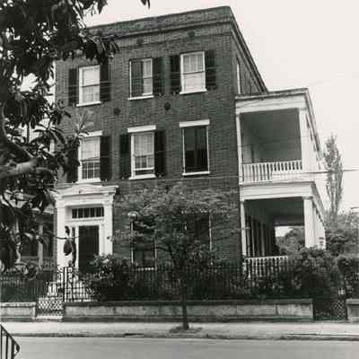 37 Hasell Street (Jones-Howell House)