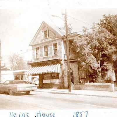 Heins House (104 President Street)