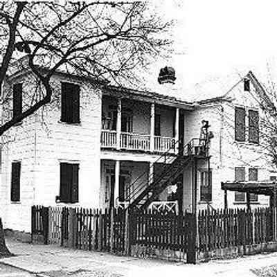 138 Coming Street, Before Rehabilitation