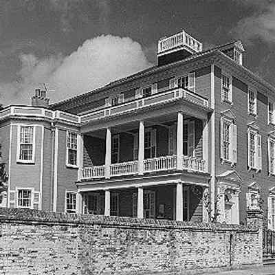 106 Tradd Street (Col. John Stuart House)