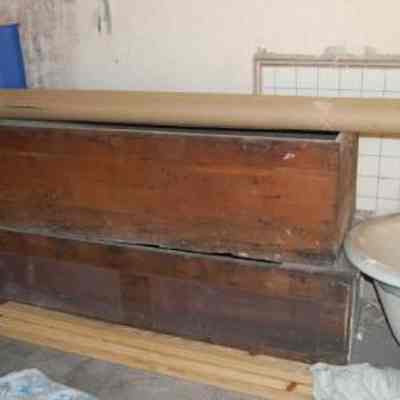 Bathtub