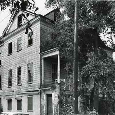 56 Pitt Street Prior to Relocation to 187 Wentworth Street