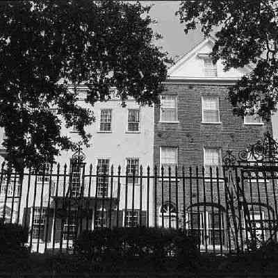 34-36 Chalmers Street (Wightman, O'Neill, and McInnes Houses)