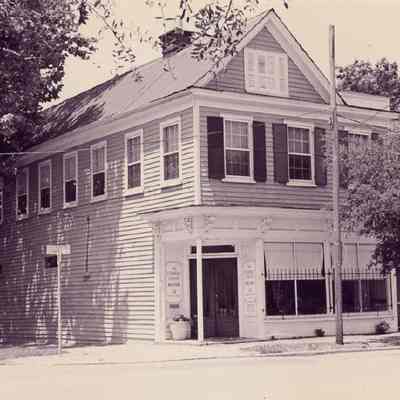 54 Chapel Street