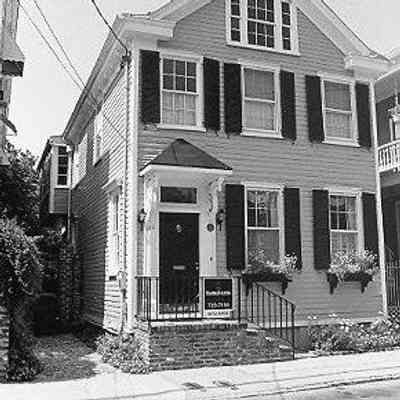 114 Queen Street / 114½ Queen Street