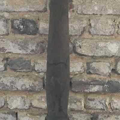 Newel Post