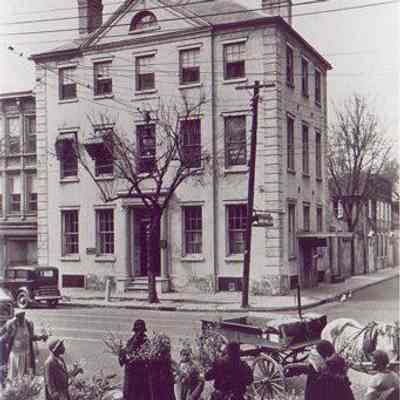 Flower Sellers / 88 Broad Street (Hebrew Orphanage)