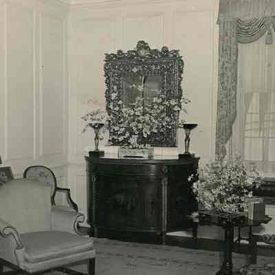 Interior Room, 59 Church Street (Thomas Rose House)