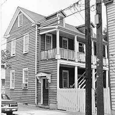 54 America Street
