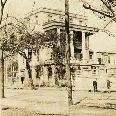 340 Meeting Street (Weyman's Folly)