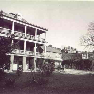 72 Anson Street (Kohne Leslie House) Before Restoration