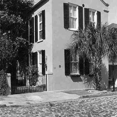 22 Chalmers Street