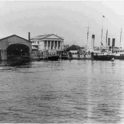 Custom House & Docks